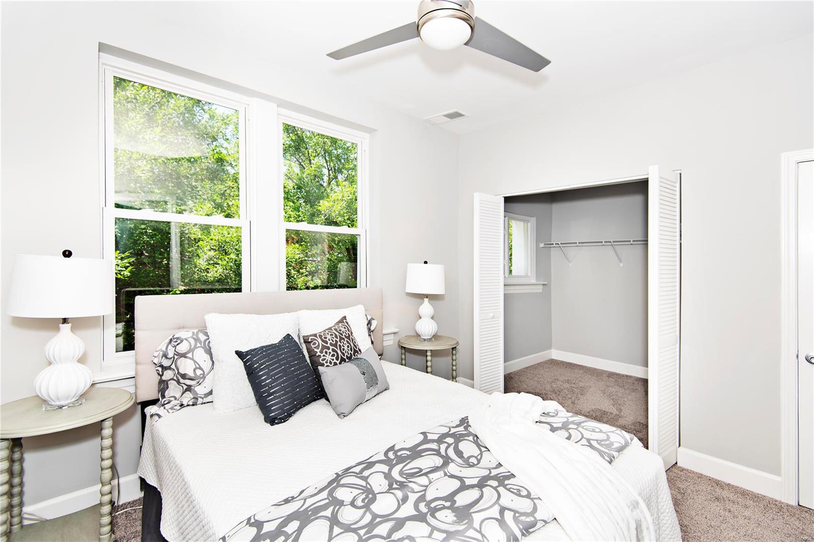 St Louis Commons Add - Residential