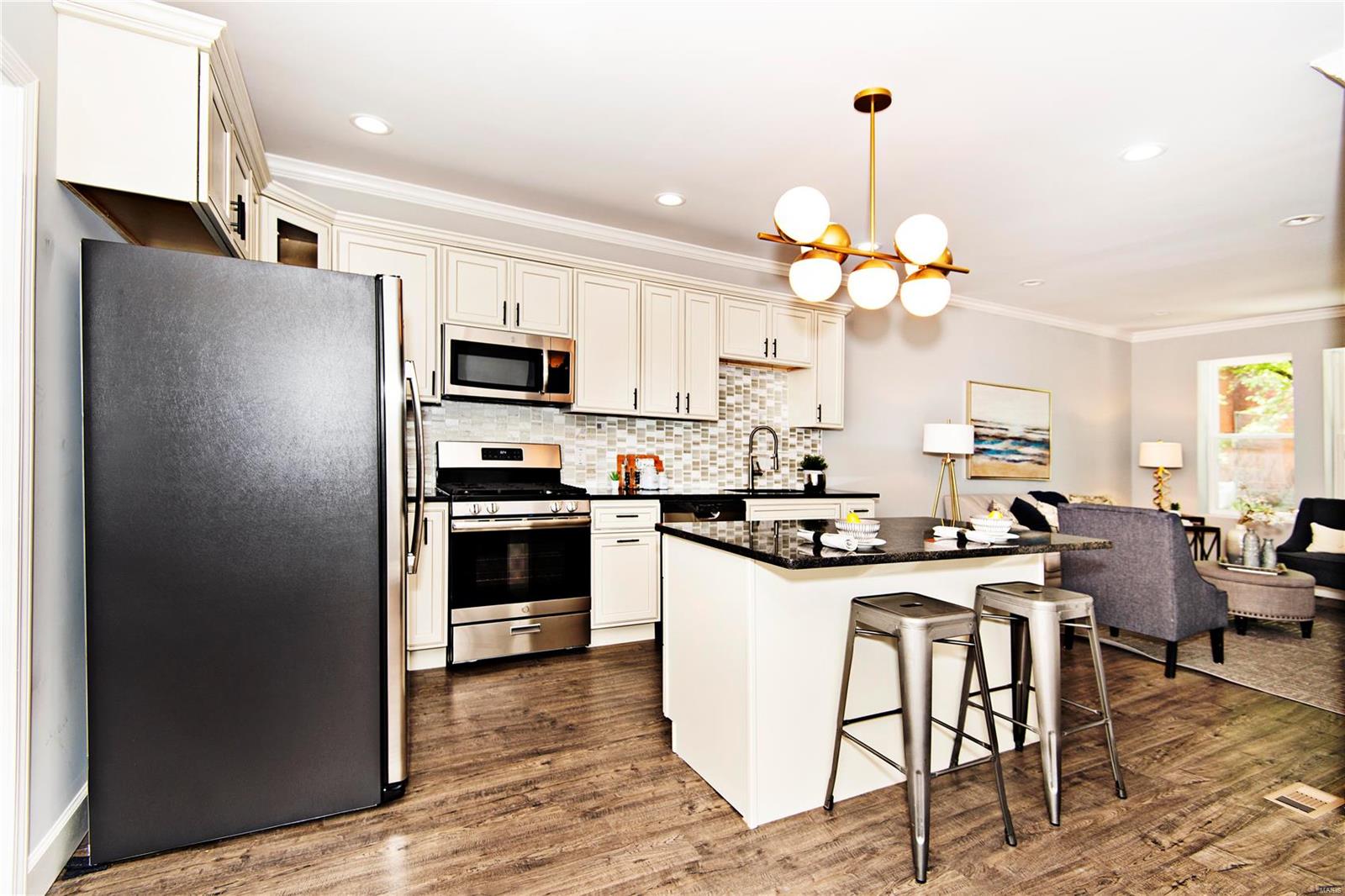 St Louis Commons Add - Residential