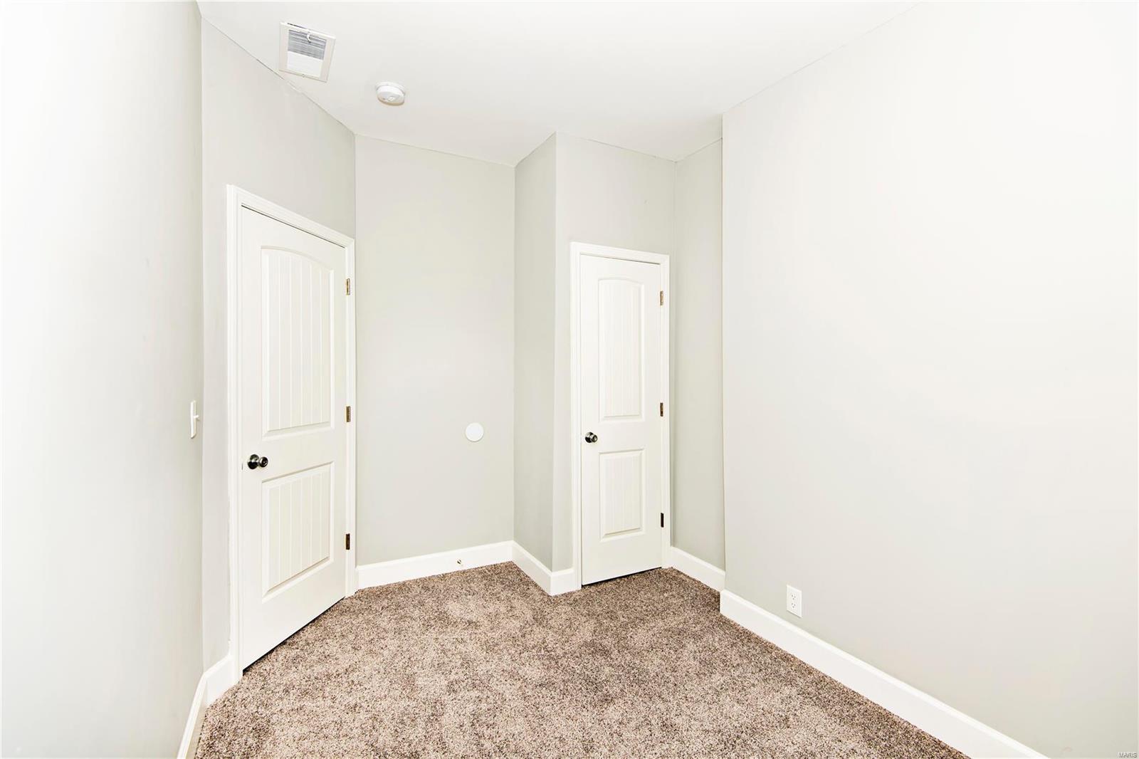 St Louis Commons Add - Residential