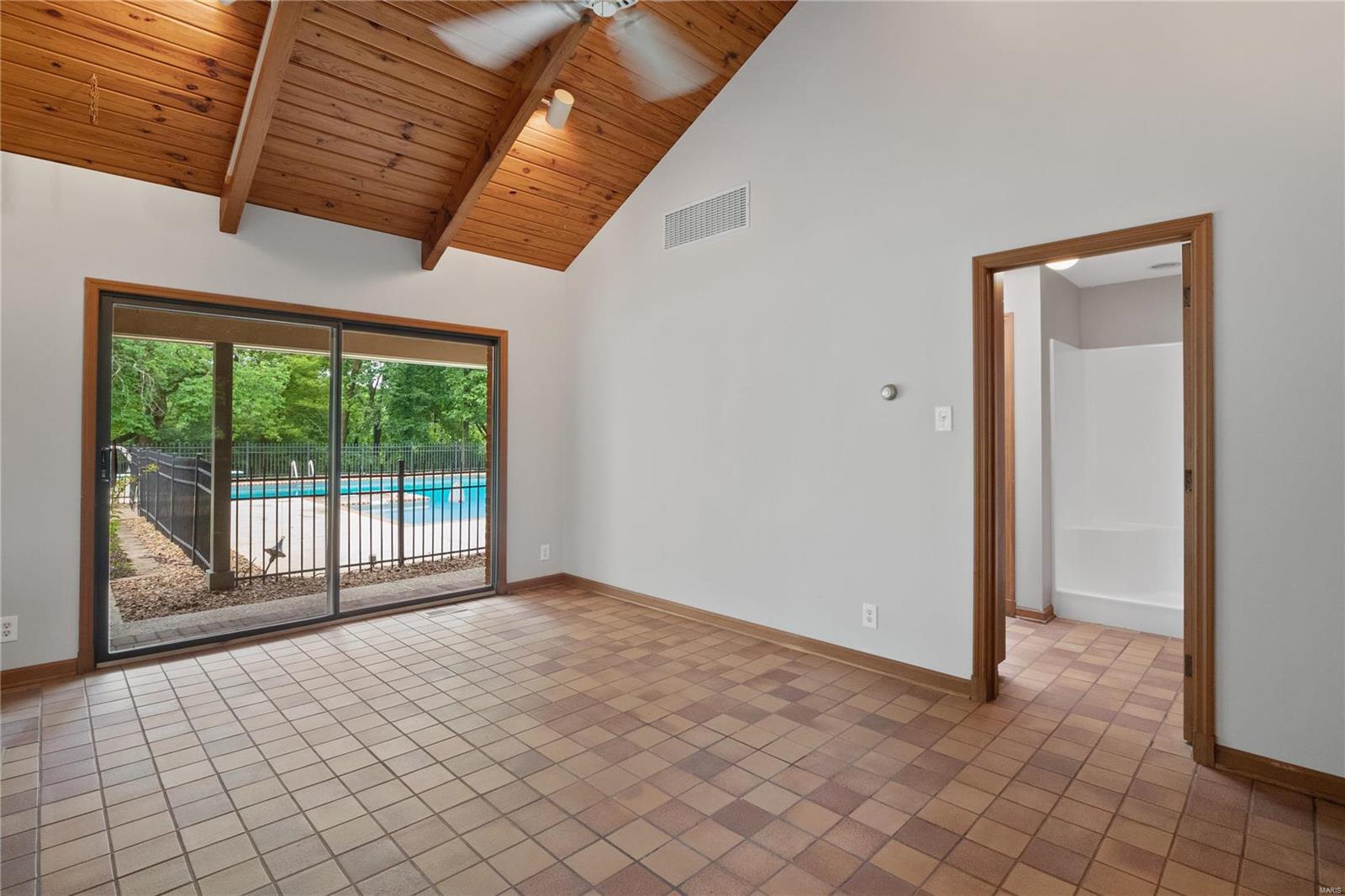 Huntington Farm 4 - Residential