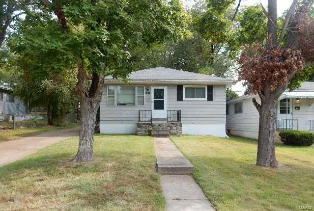 Cul De Sac location is where you'll find this 3 bedroom home with hardwood floors.  There is a long driveway for your friends and family when you invite them over, a spacious eat in kitchen, patio in rear for relaxing.  It needs a little love and attention - but what a great location tucked back into this cul de sac.