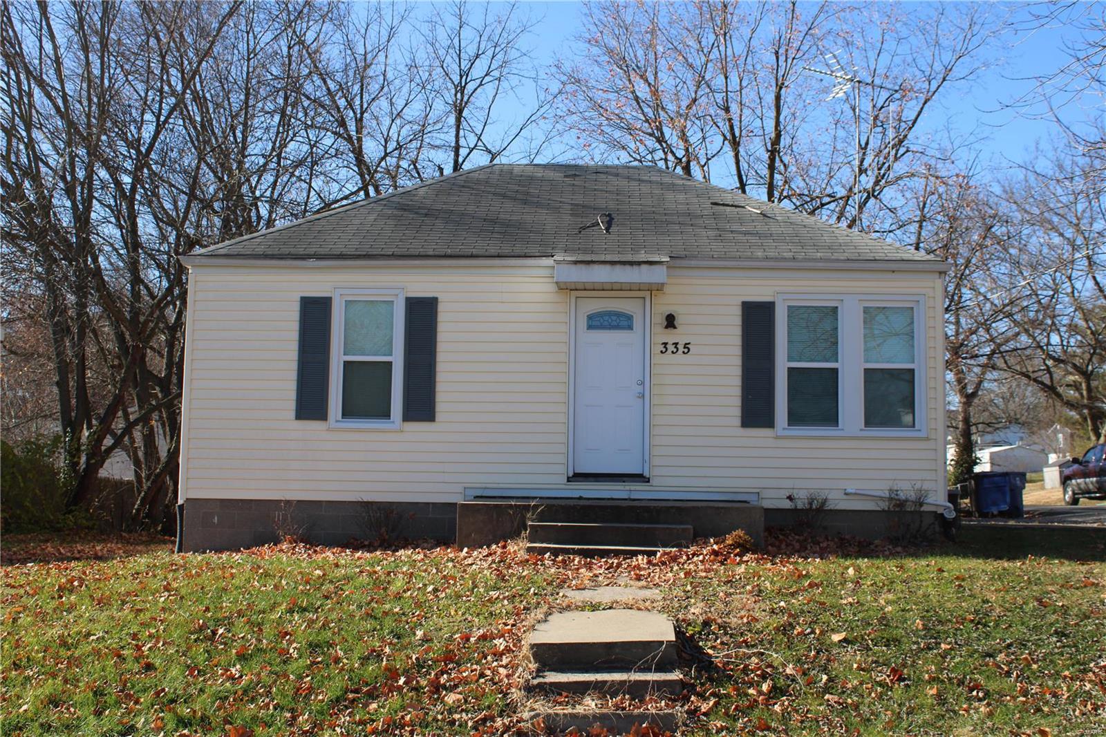 2 Bedroom 1 bath home with full basement, walking distance to an Eleme high efficiency furnace, A/C, plumbing and electrical are all just one year old.