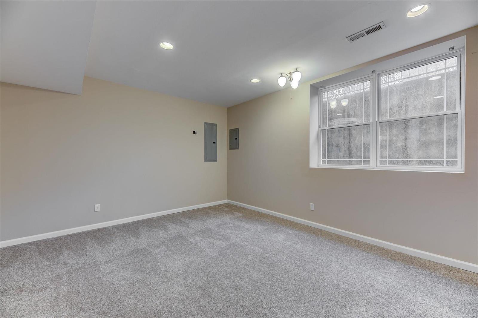 Crabapple Court - Residential