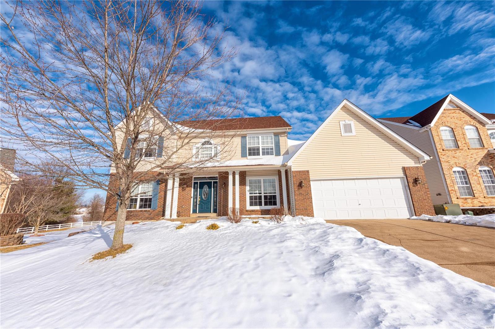 Open plan 2-story w/ BONUS ROOMS in upscale Turtle Creek subdivision on CUL-DE-SAC w/ 3400+ sq ft, 4 spacious Bedrooms & 3.5 baths. 2 story entry foyer w/ front & rear stairs, GORGEOUS UPGRADES, High ceilings, GLEAMING HARDWOOD floors, & OPEN CONCEPT living/breakfast/kitchen with gas fireplace & WALL OF BAY WINDOWS. Kitchen features GRANITE Countertops, stainless appliances (gas cooking) w/ tall WHITE cabinets (underlit), center ISLAND, desk, & large pantry. Separate formal dining room & 2nd living room on Main. Enter Main Floor Laundry & Mud Room conveniently from oversized garage. Sliding door to HUGE deck, patio & FENCED YARD. French doors to VAULTED MASTER suite w/ MULTIPLE CLOSETS & huge WALK-IN. Luxury Bath w/ dual vanity, relaxing SOAKING TUB, & separate glass shower. Spacious bedrooms feature large closets & ceiling fans. Plenty of room for home office. Professionally finished Lower Level has full bath, BAR, Egress & Walk-Out to HOT TUB on cool evenings. Award-winning schools!