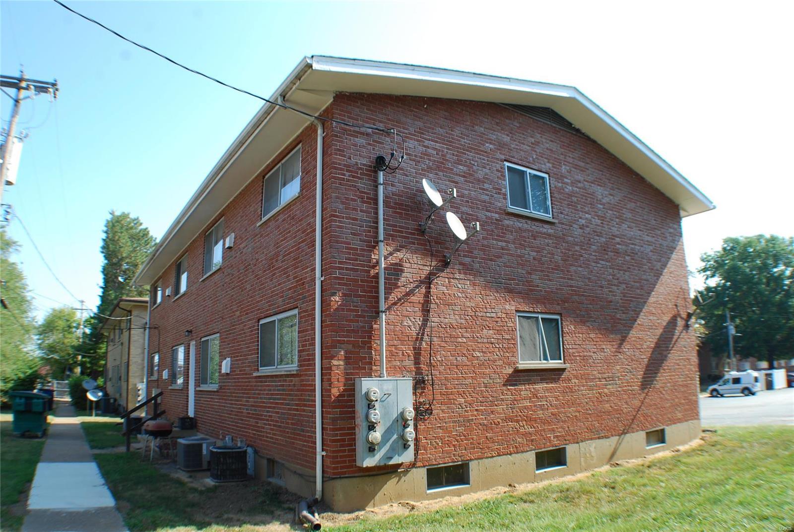 Meadow Park Apts - Residential Income