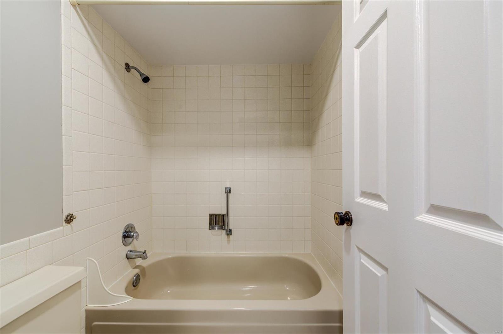 Gardens Of Broadmoor Condo 2 - Residential
