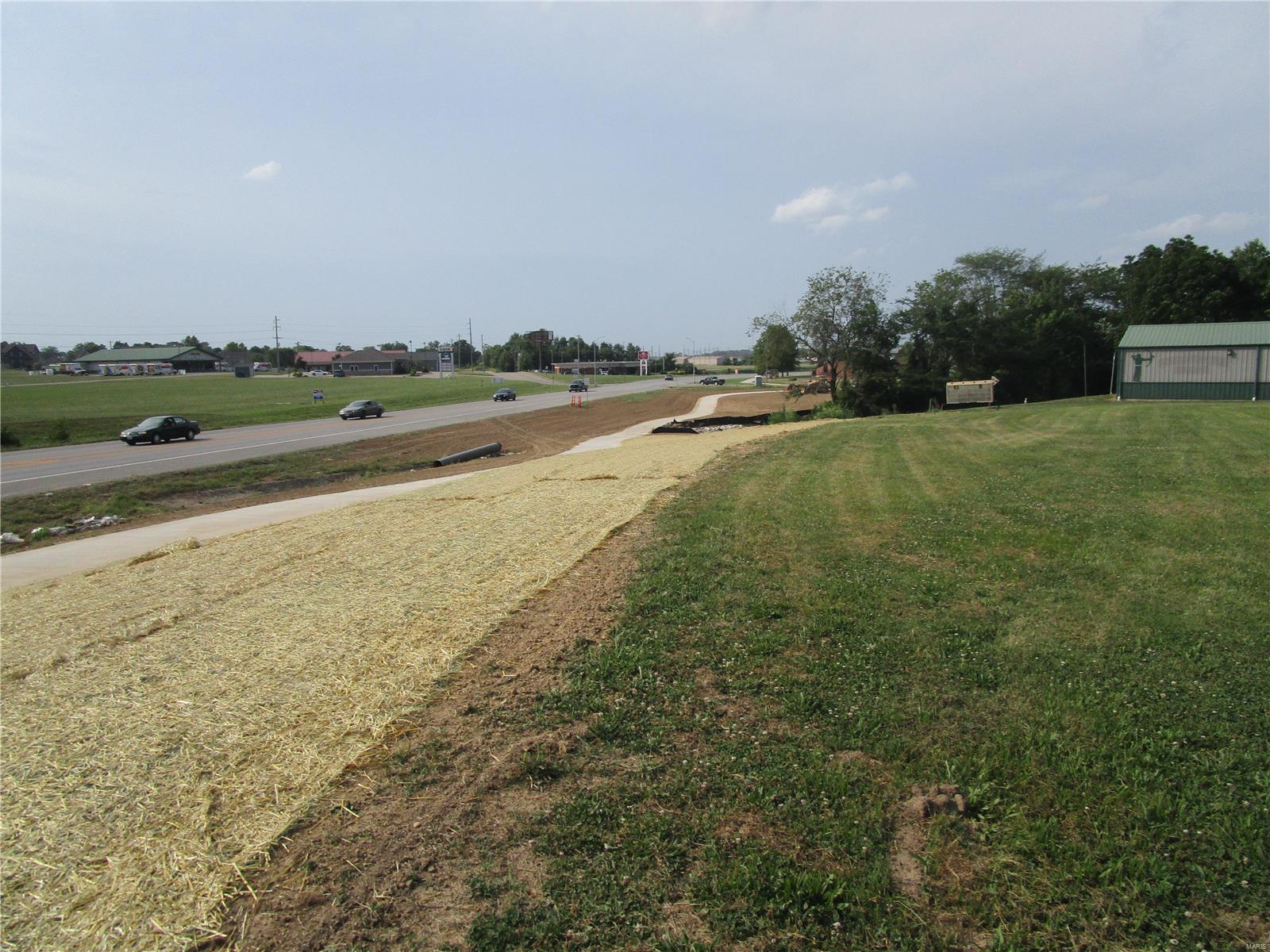 PRIME LOCATION!!!! Sits directly off Perryville Boulevard (Bypass) also known as Highway 51!!! Investors and business people.....this location has AWESOME potential! Perfect location to build your dream business. Not only is it located Perryville Boulevard (Bypass/Highway 51) it’s not far from I-55 Interstate or Highway 61 for high traffic flow! There truly are ENDLESS POSSIBILITIES here! There is several businesses in the area.  City of Perryville is adding sidewalks along the Perryville Boulevard. Location: High Traffic