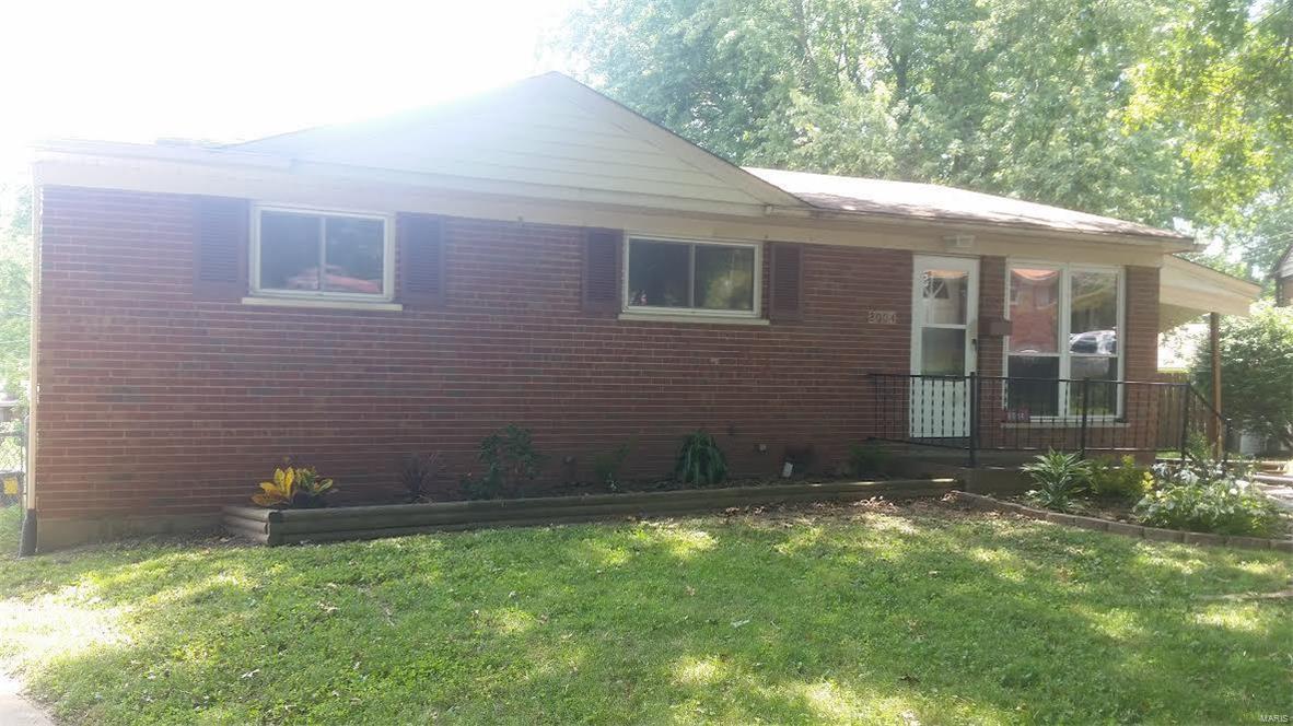 !!$5,000.00 PRICE REDUCTION!!

VERY NICE 3 bedroom, 2 bath mostly brick ranch in University City!

Newer electric panel. 

Newer kitchen features brand new built in microwave and refrigerator!

Freshly painted through-out. 

Some updated light fixtures.

Main level rooms feature shining wood floors that have been professionally re-finished.

Nicely finished lower level rec room and additional room with closet.

Lower level features brand new Frieze carpeting and awesome bathroom!

Driveway has been professionally over-layed and resealed!