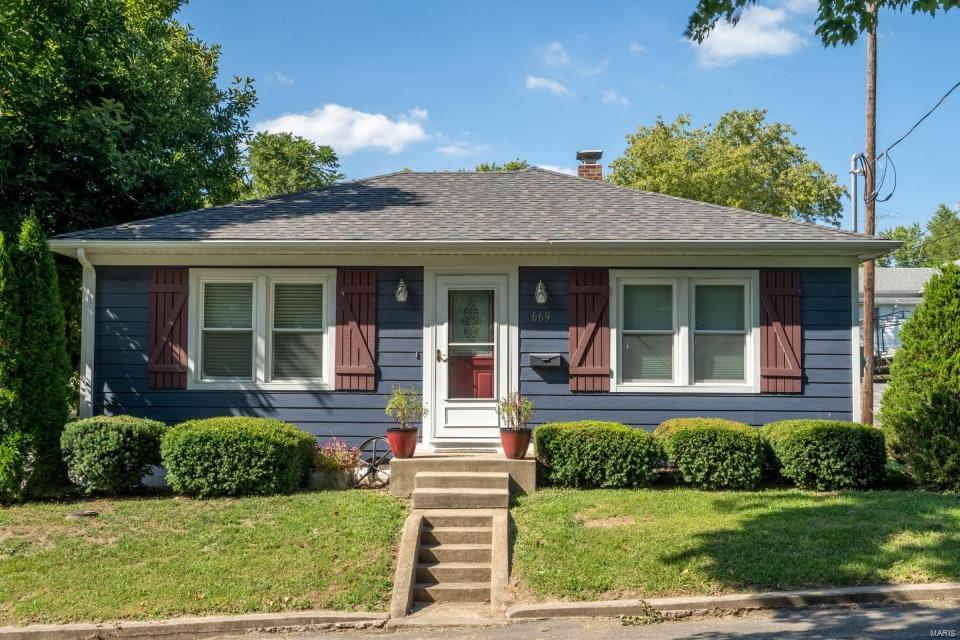 Meticulously maintained home within walking distance to schools. This home is move in ready with 2 bedrooms, 2 full baths and extra sleeping rec/area in the lower level. Updated plumbing, electrical, and 2019 roof. An extra sleeping/rec area was added along with the 2nd full bathroom. Features a 1 car tuck under garage/workshop and carport area for off street parking. The extra lot behind the home was also purchased to give you a much bigger back yard. Located in the city limits of Historic Ste. Genevieve and within walking distance of downtown shopping and dining. Don't let this one pass you by!