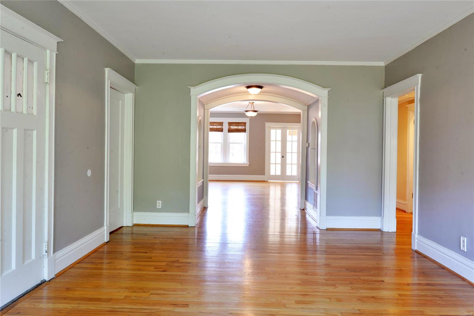 6318 South Rosebury Condo - Residential Lease