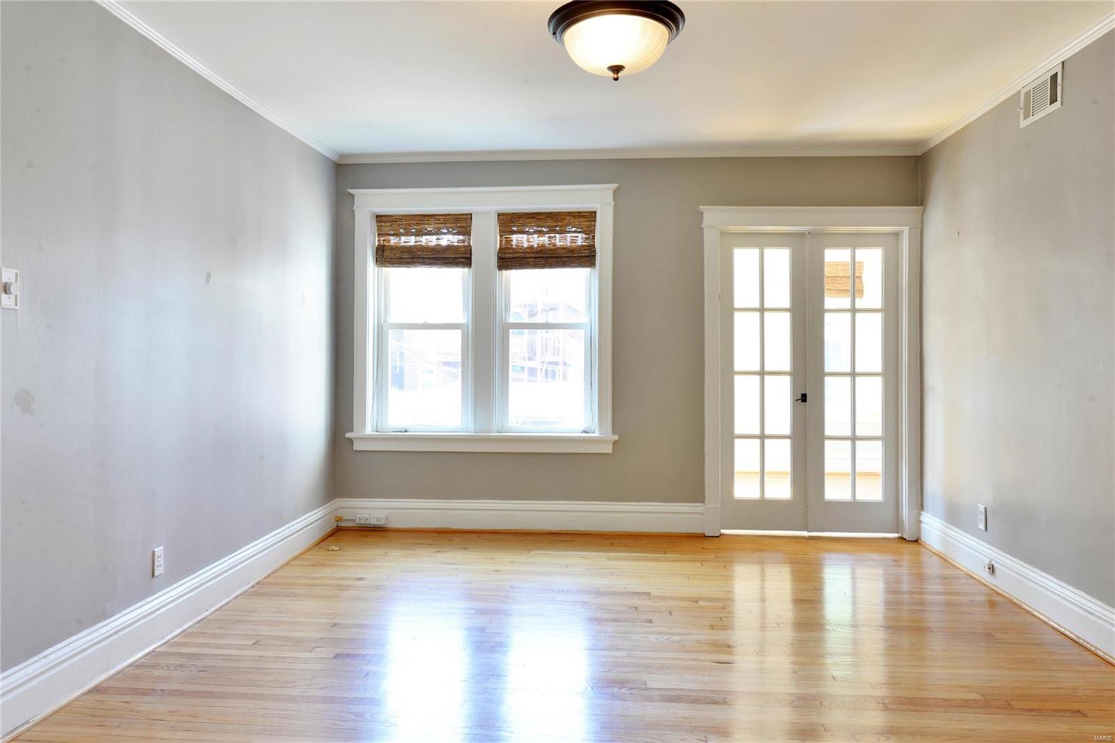 6318 South Rosebury Condo - Residential Lease