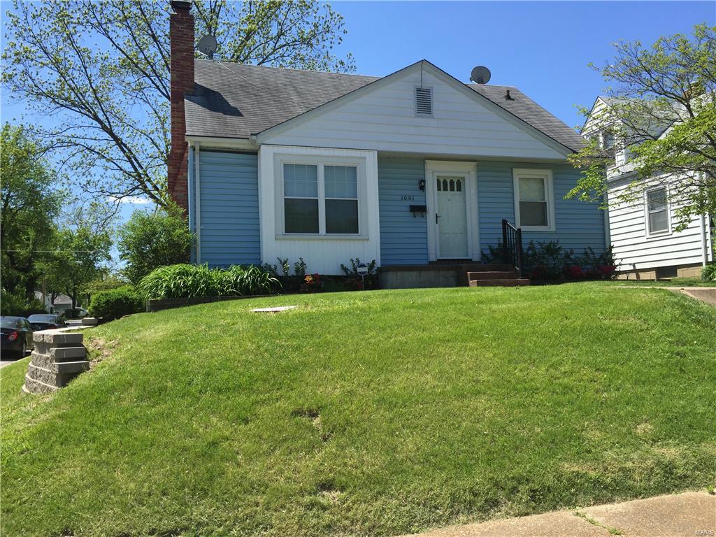 1.5 story Wonderful home, Move in Ready. Beautifully Updated, 4 bed 2 bath,  Nicely landscaped private fenced corner lot. Updated home, top of line fixtures/finishes/lighting!  Hardwood floors, Architectural arched walls,  Awesome Kitchen, New: 42 inch Cabinetry, Pantry, Granite Counter tops, ceramic tile. Upgraded fixtures/lighting, Stainless dishwasher, refrigerator, microwave. Main FL., w/ OFP Dining rm, Family rm, Fireplace, Full bath, top of line tile/finishes. Large Master Suite and bed rm upstairs, w/spectacular bath, Double vanity’s, Seamless glass shower, Granite counter tops/flooring.  Part finished W/O basement, bonus room, Family rm w/ granite flooring. Room for office on main or upper level. Oversized detached garage w/ opener. Close to Historic Main St./shopping