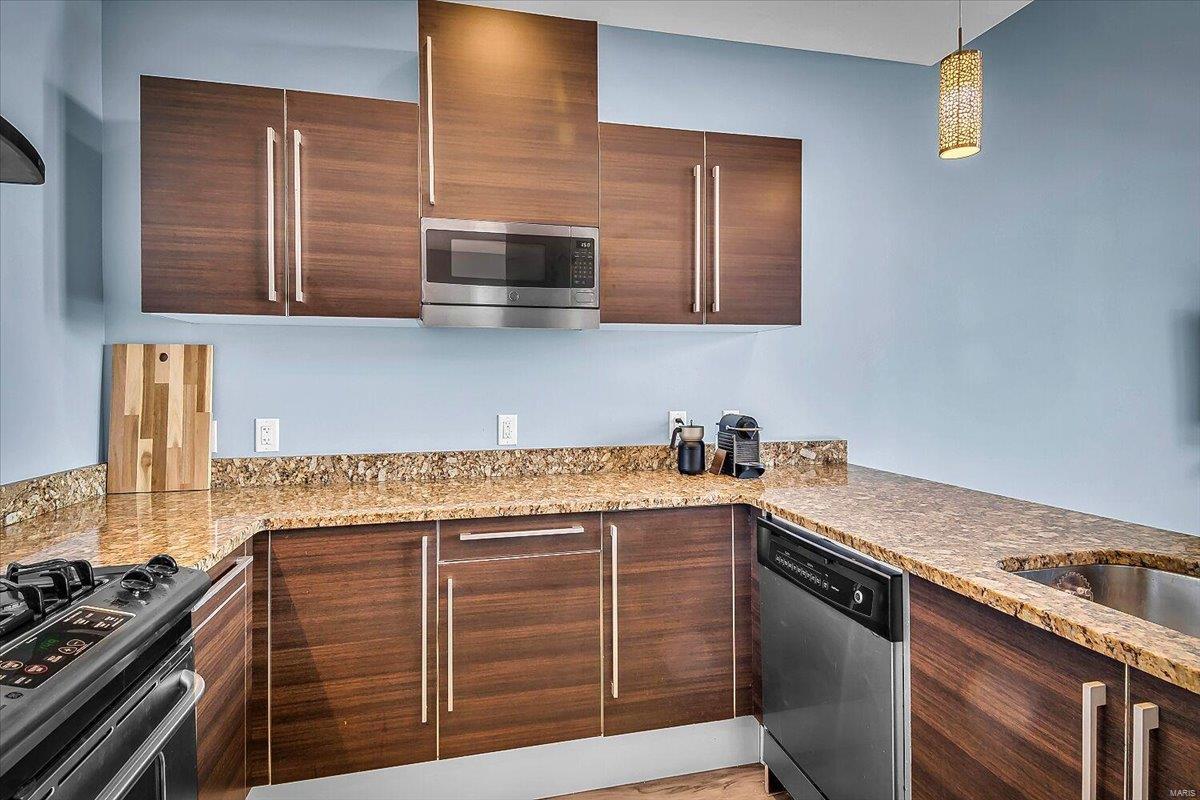 West End Lofts 01 Amd - Residential