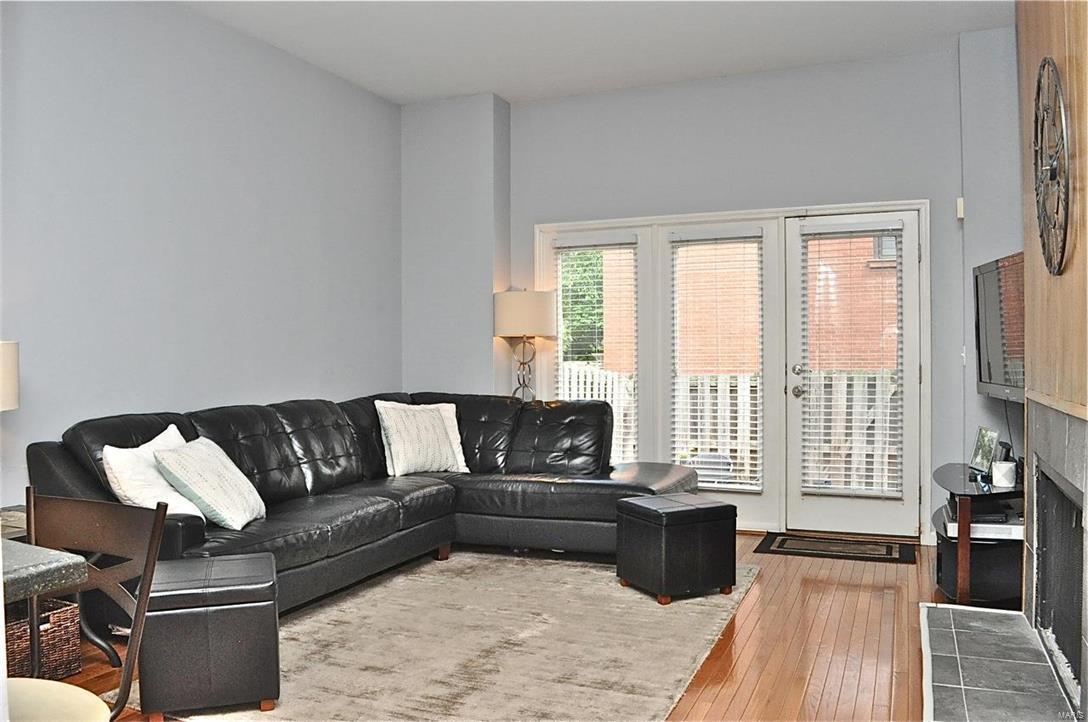 Laclede East - Residential