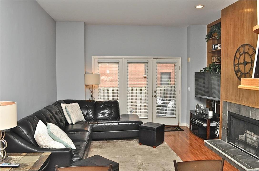 Laclede East - Residential