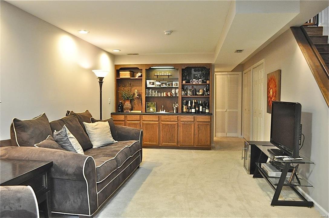 Laclede East - Residential