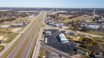 Commercial Opportunity! South Community Plaza is a Beautiful Shopping Center with 2.2 Acres on Highway 44 located in between the two Sullivan exits just an hour outside of St. Louis with great I-44 Visibility! Place your business in one and lease out the other units or just collect a return on your investment! Located Conveniently between the public park, pool, ball fields, historic route 66 & I-44. Plenty of opportunity & parking space with this mostly paved lot! Call today to schedule a viewing! Location: City, Corner Location, High Traffic, Hwy/Interstate Frntg, Retail Center, Shopping Mall