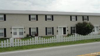 Very nice updated Townhouse Style Condo in quiet South County Area. This 2 Bedroom, 1.5 bathroom condo. feature custom made oak kitchen with ceramic tile. Laminate floors downstairs (2014), New 6 panel doors (2014), thermal windows and sliding door, water heater (2009), Furnace (2009),  A/C (2009) and both bathrooms are recently updated. Main floor laundry and 2 nice sized bedrooms on second floor with Pergo floors. There is a swimming pool available for residences. Assigned parking space and beautiful private fenced patio with storage. Very convenient location just minutes from Highway 55. Location: Industrial Park