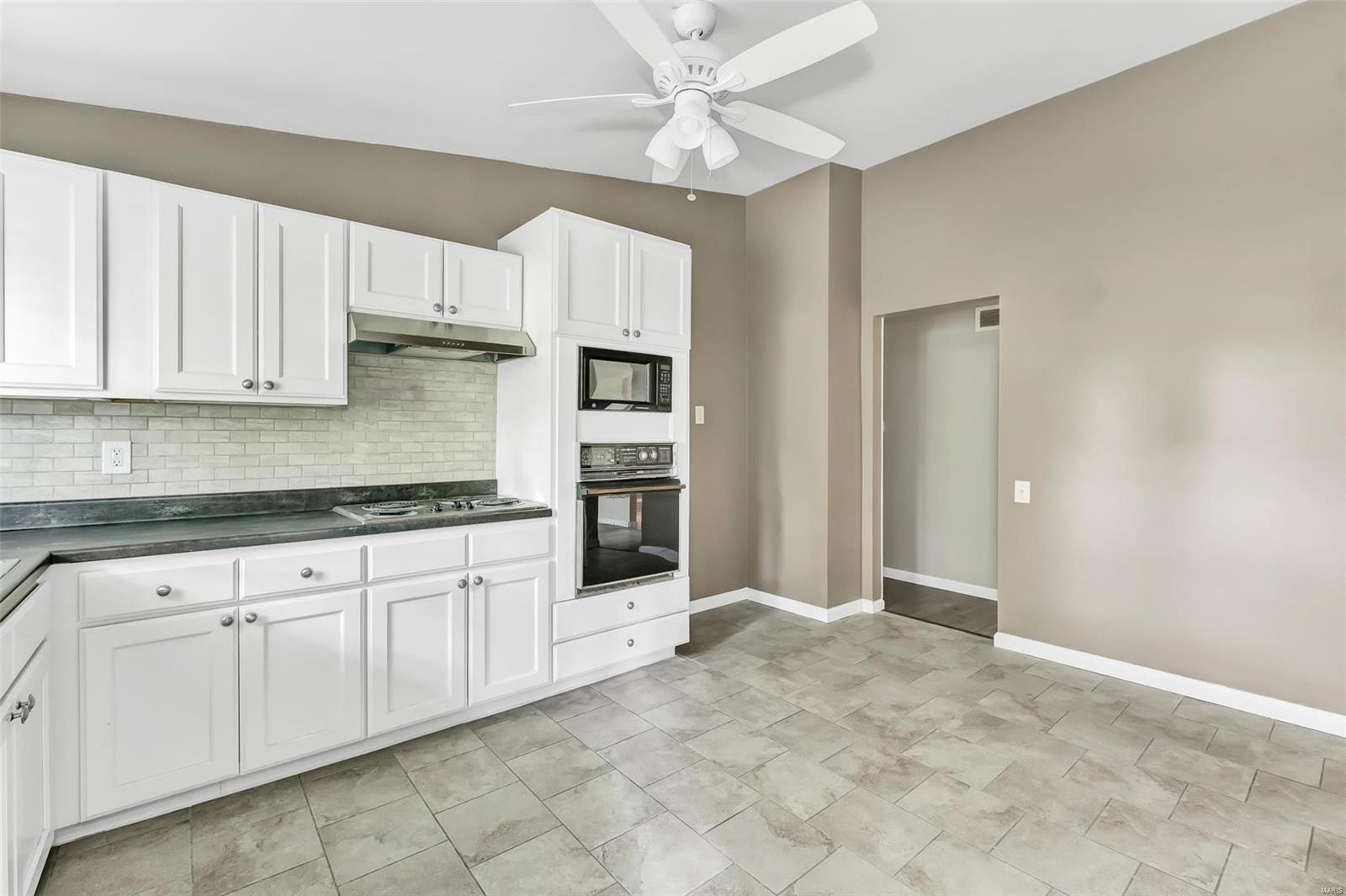 Paddock Hills 16 - Residential