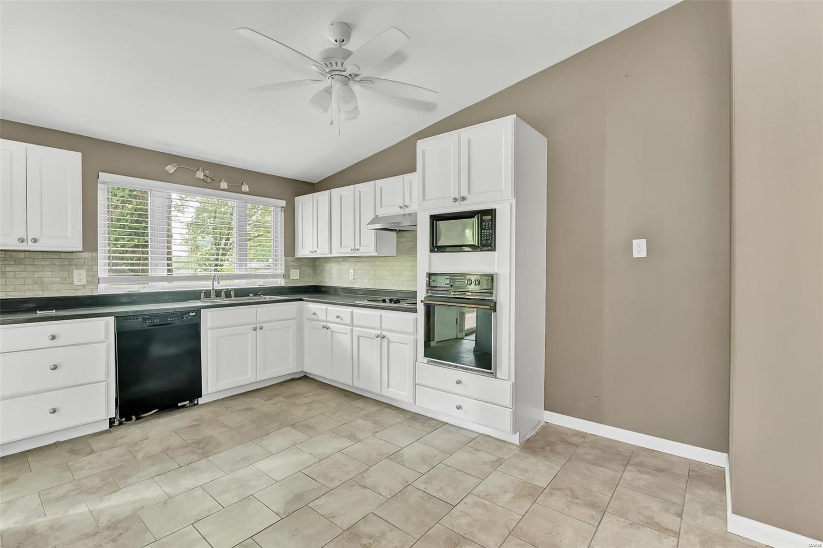Paddock Hills 16 - Residential