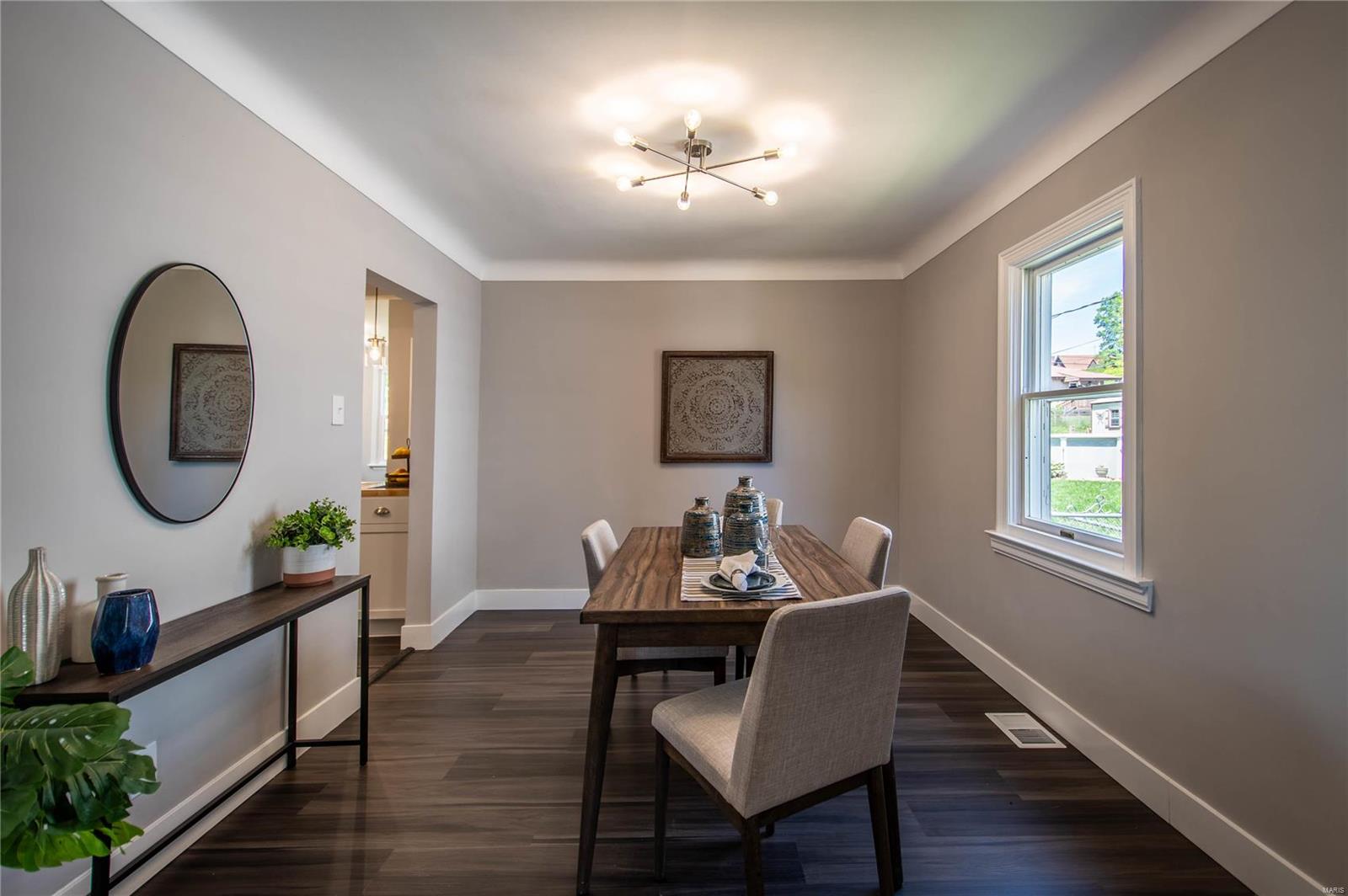 Berry Tr - Residential