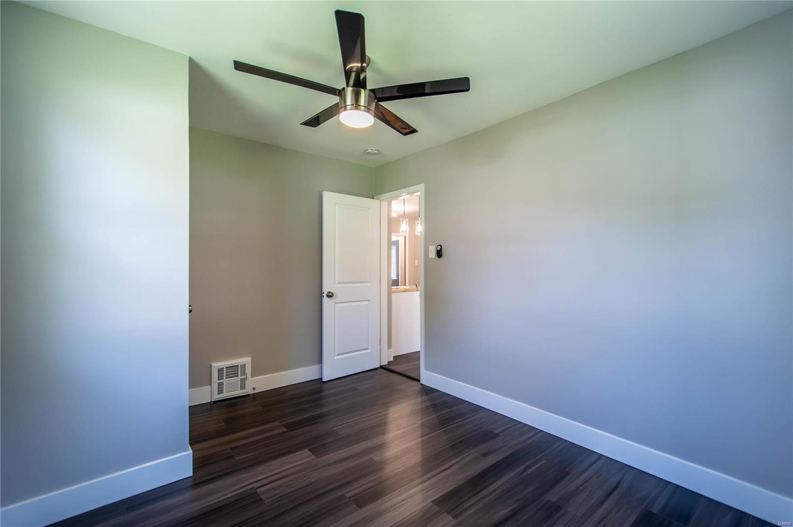 Berry Tr - Residential