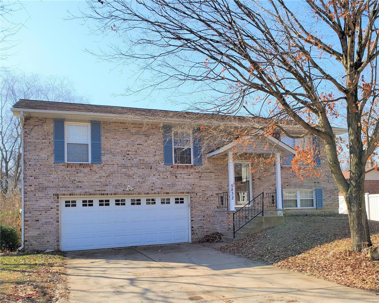 Check out this nice sized 3 sides brick split foyer in an amazing location!!  3 Bedrooms, 2 full baths on the main floor, with an extra family room and bedroom/office in the lower level.   This home boasts an updated kitchen, and oversized garage, large level backyard, and a newer hvac and roof.  The master bedroom even has a full bath with shower.  This home has lots of space for that growing family!   Don't miss out!!