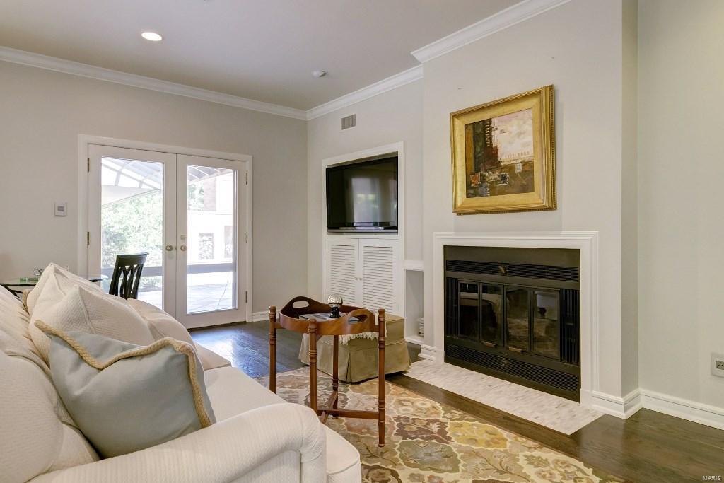 St Louis Country Club - Residential