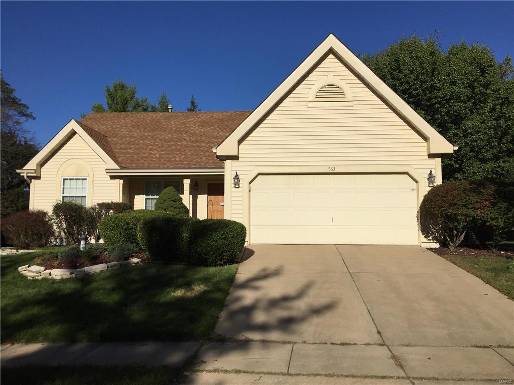 Estates At Lake Chesterfield - Residential