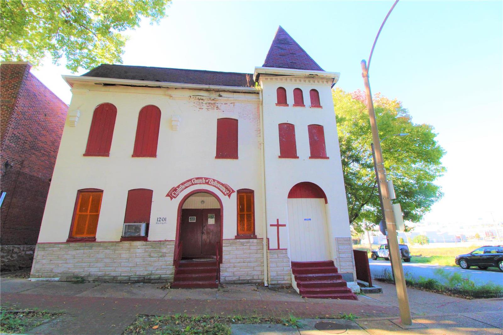 Magnificent Lafayette Square Church Ready for Renovation Presently Zoned C for Multiple Family Residential Development. Call Your Full Time Realtor for Questions or to Schedule Your Showing Today!