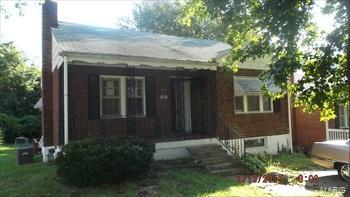 Very nice 2 bedroom brick home. HUD Aquired Property. Property Being Sold "AS IS". All utilities are turned Off. Please use discretion 
when showing and bring a flashlight. " WOOOOOOOOOOW GREAT PRICE REDUCTION. HURRY THIS ONE WANT LAST. "