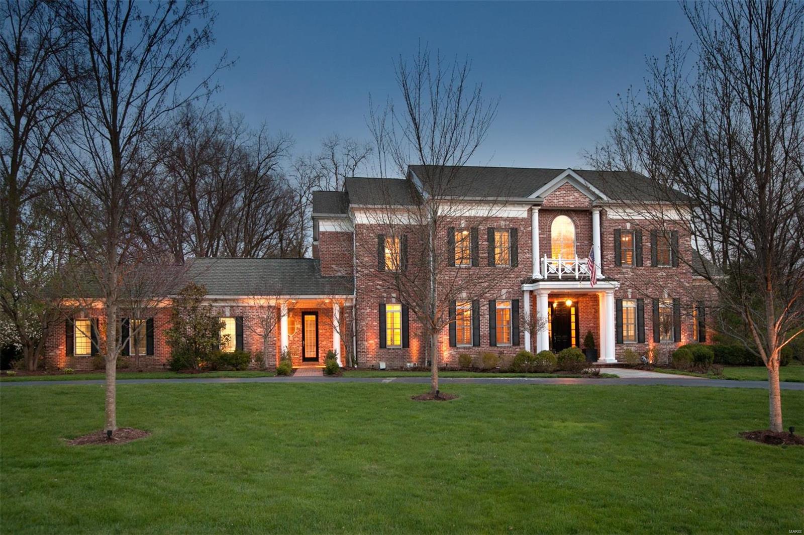 Refined elegance meets luxurious quality in this one of a kind manse deep in the heart of Frontenac’s most prestigious lane. Inspiring architecture and thoughtful design exude the epitome of class and comfort.  Dramatic 2 story foyer and formal living evoke Hollywood glamour, with huge glass doors leading outside, and a large fireplace.  Private terrace and pool are pristine and sure to be the site of countless good memories. Chef’s kitchen with Viking appliances and a massive granite island aligns perfectly to the hearth room w/ a brilliant stone fireplace to relax by at night. Master retreat has spa like features, private terrace access, and a closet worthy of the finest apparel. Lush landscape, commercial grade construction, and countless custom features elevate this this rare and breathtaking home into a class of it’s own. Additional Rooms: Mud Room