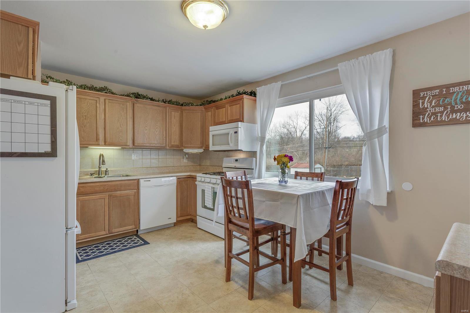 Colonial Manor 5 - Residential