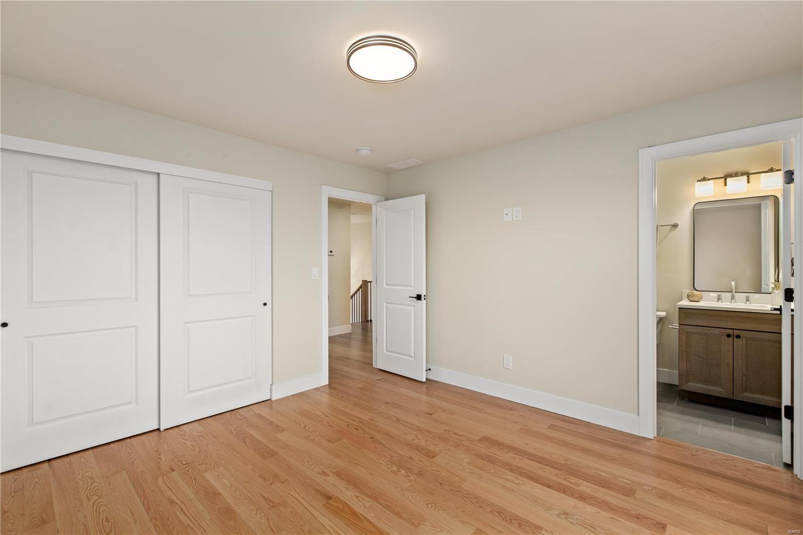 high School Place - Residential