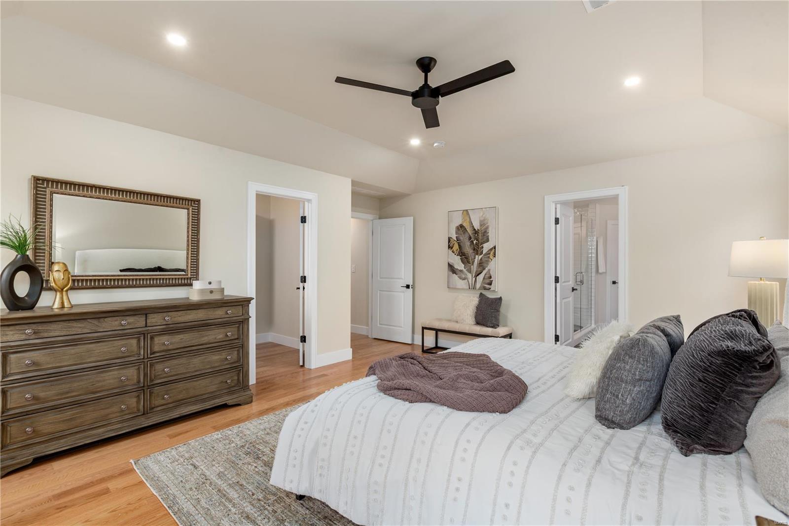 high School Place - Residential