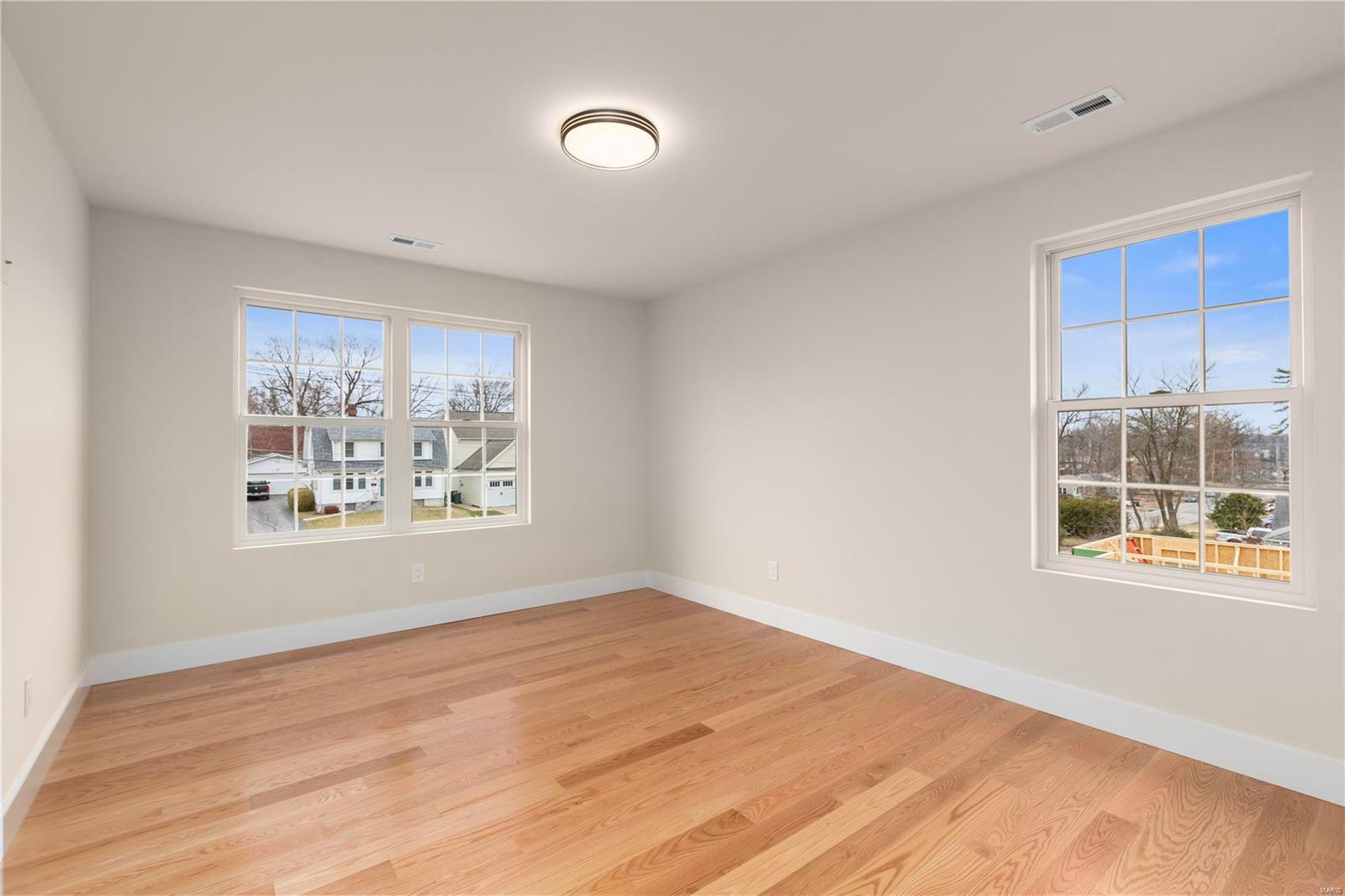 high School Place - Residential
