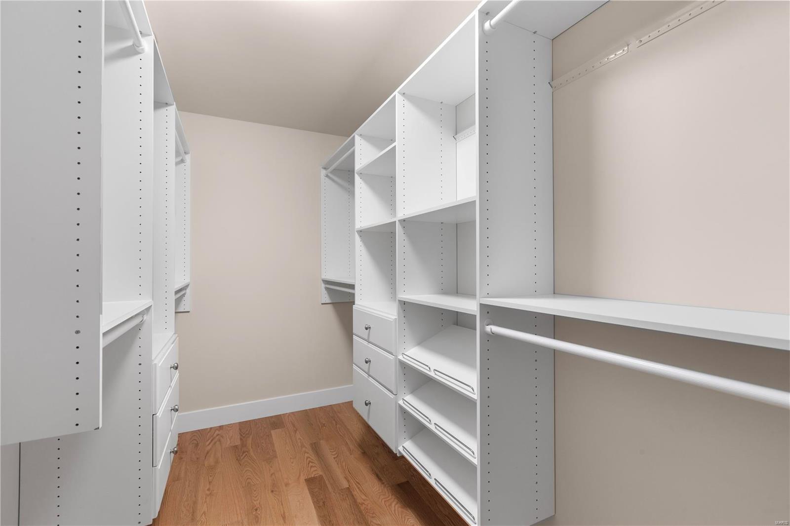 high School Place - Residential