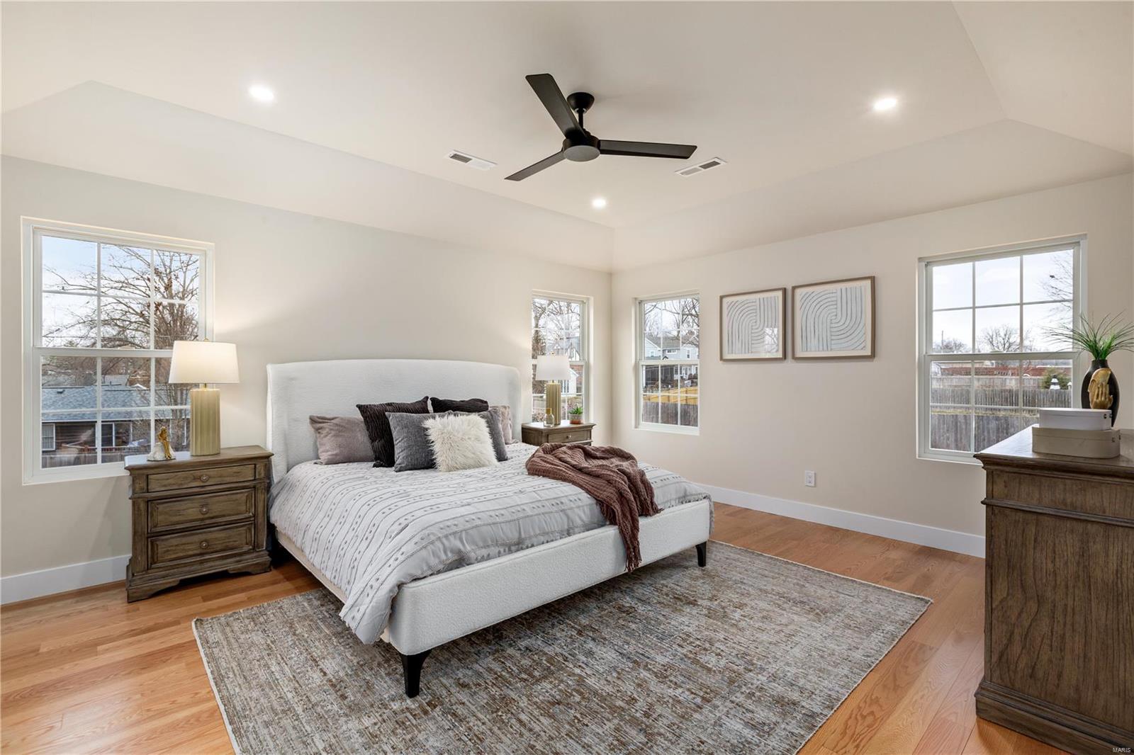 high School Place - Residential