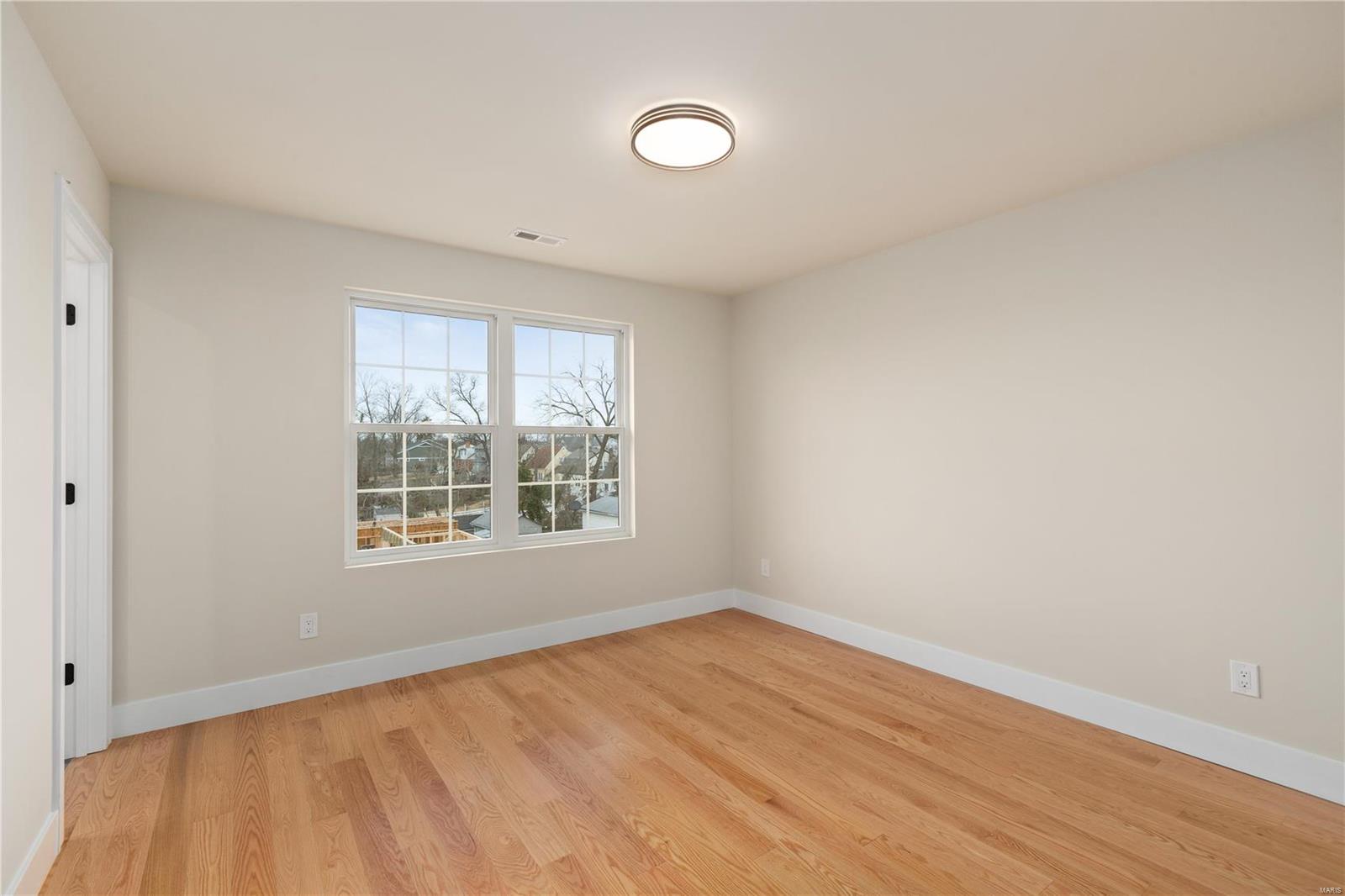 high School Place - Residential