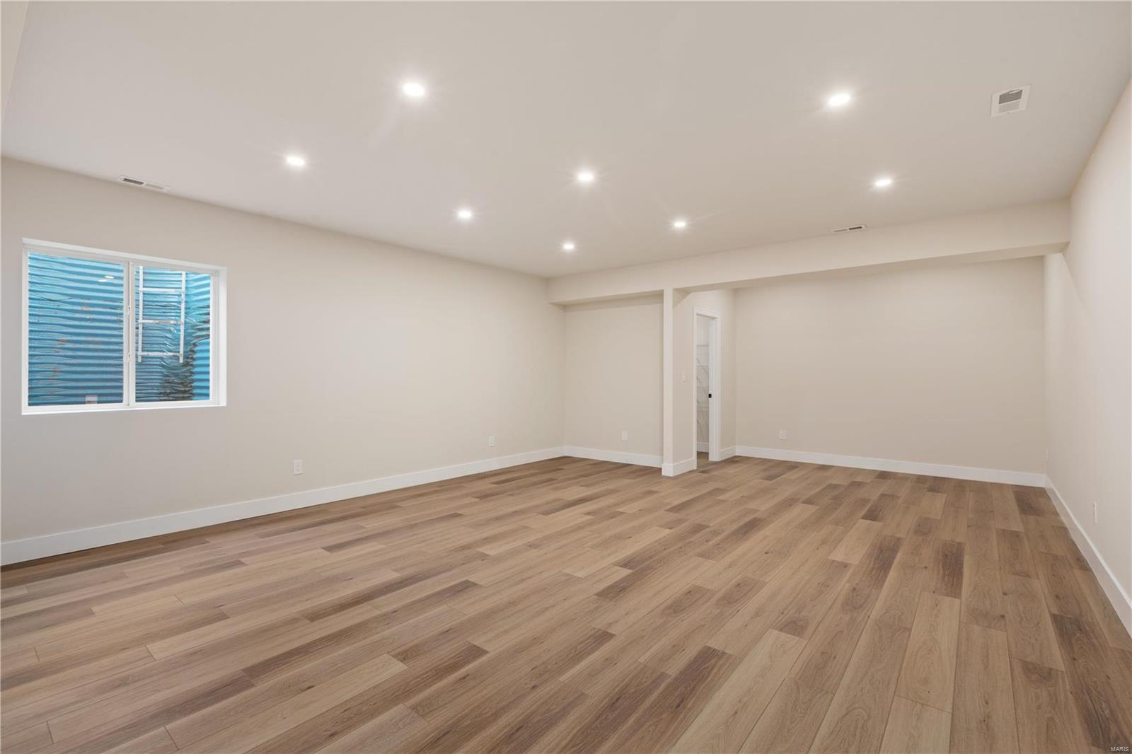 high School Place - Residential