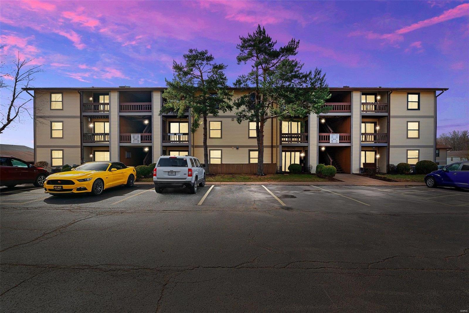 Summergate Garden Condos - Residential