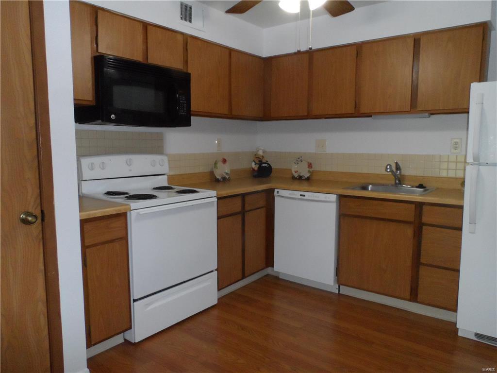 Fern Ridge Condo 3 - Residential Lease
