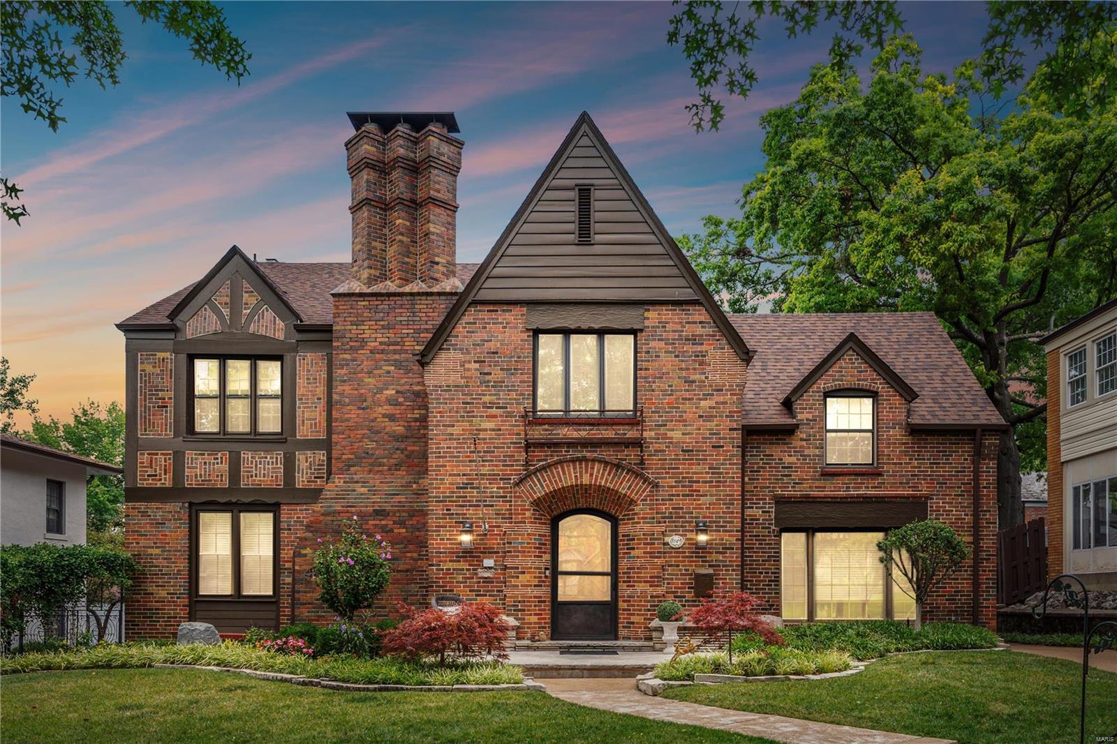 Davis Place - Residential