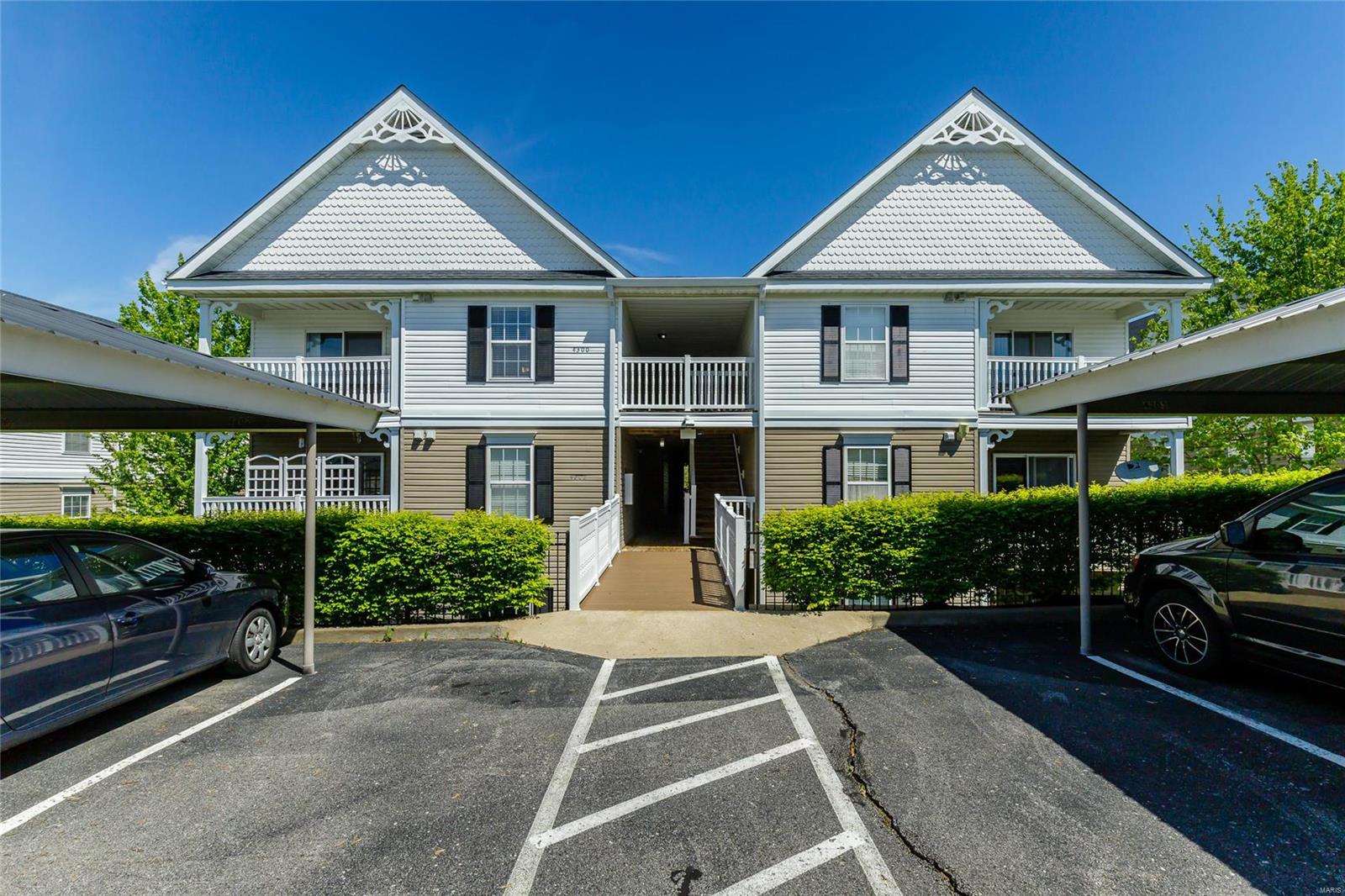 Fantastic, 2 BD, 2 BA, 1,014 s/f condo in the desirable Springhurst Terrace neighborhood. Enjoy the benefits of the top floor location with no neighbors above & vaulted ceilings in the Grt Rm-Kit-DR & Mstr Bdr. Spend restful evenings on your private deck just off the Living Rm. Features inc 42” raised panel cabinets, SS appl (D/W-micro-sm top stove-refrig), raised brkfst bar, split bdr flr plan, ex-deep tub in the guest bath, private laundry w/washer & dryer inc, marble shower in the Mstr Bath w/a seat, private deck w/storage & more. Efficient, all electric home. A low monthly fee inc neighborhood playground, swimming pool, basketball court, dog park, water, trash, sewer, snow removal & grounds maint (per indentures). Located near the many restaurants, shops, services and recreation on Hwy N & 40. There is easy access to Hwy 364 & 40. Located near Hawk Ridge Park, a 16.9 acre park featuring the “all inclusive” Zachary’s Playground, walking trls, lake, picnic tables, pavilions & more. Location: End Unit, Upper Level