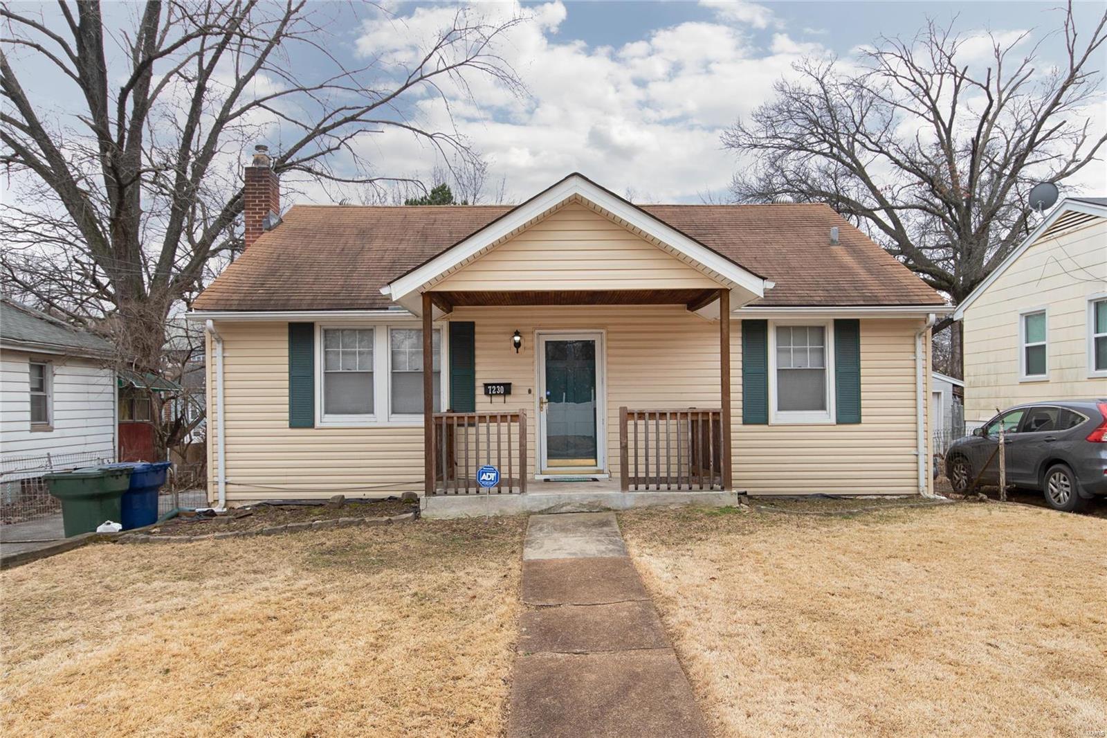 You’ll love this adorable 2 bed / 1 bath ranch home in the Ellendale neighborhood with tons of potential on quiet cul-de-sac. Cozy welcoming front foyer with archways throughout the main floor for that historic feel. Full kitchen with tons of cabinet space and built in shelving with new flooring. Formal dining area with true hardwood flooring will be great for entertaining. Hardwood flooring continued through the 2 main floor bedrooms and under the carpet in the living room. Enjoy the luxury of an office space or den area in the back room addition. Upstairs you’ll find an open and spacious loft to be used as an additional sleeping area or rec room. Enjoy entertaining on the spacious back deck and huge back yard. Long extended driveway for tons of extra parking space. Full basement offers plenty of storage plus workshop area. Property sold as-is. Additional Rooms: Sun Room