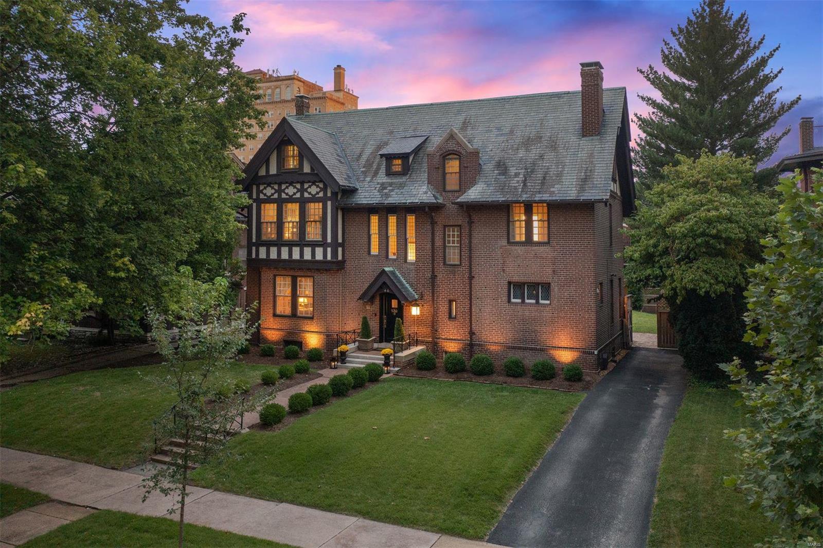 Kingsbury Place Add - Residential