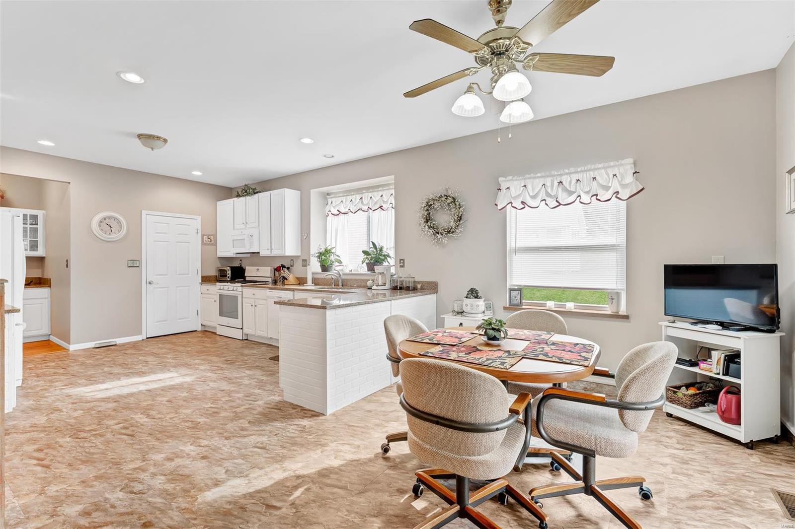 Lakewood Crossing - Residential