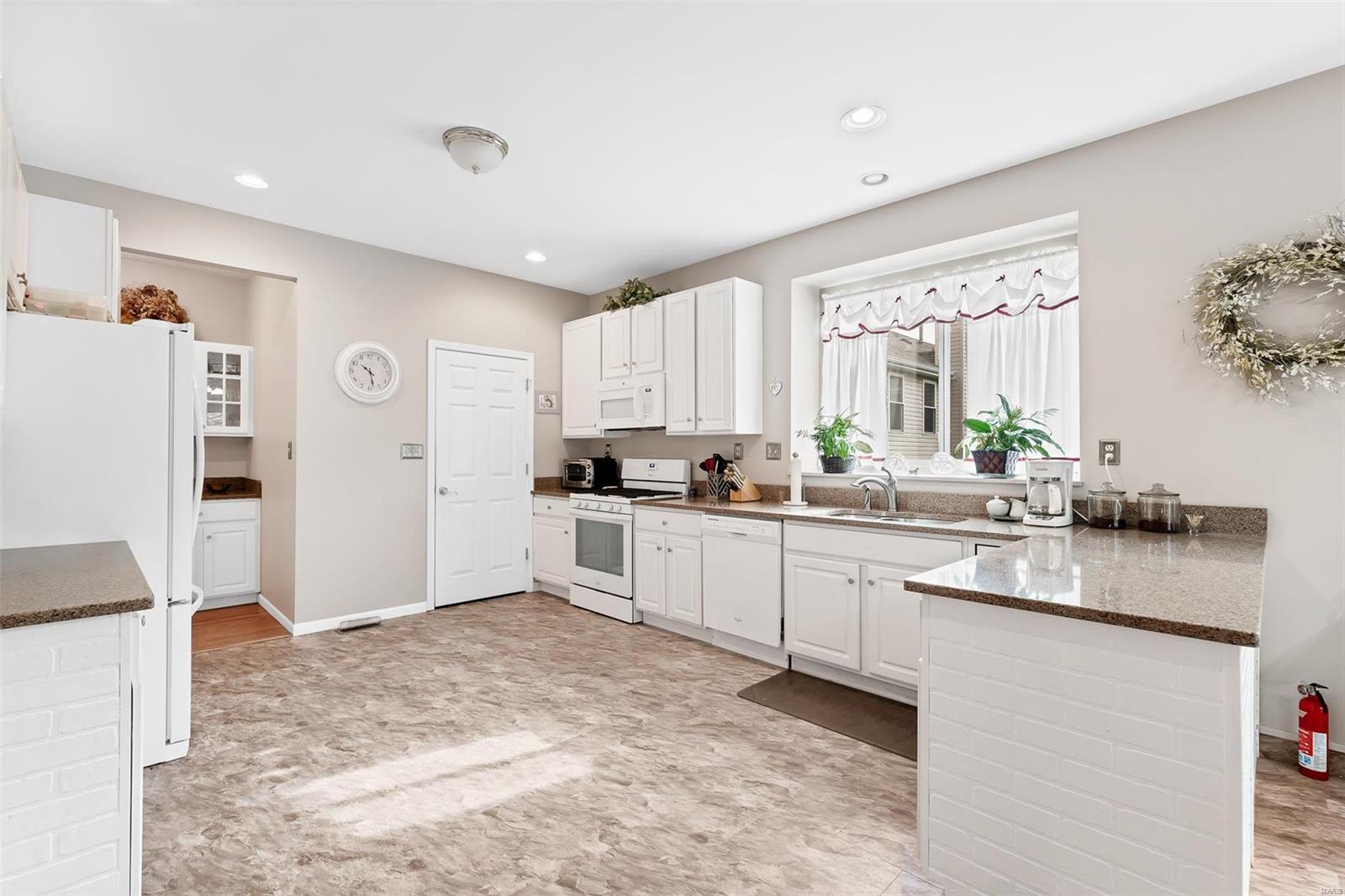 Lakewood Crossing - Residential