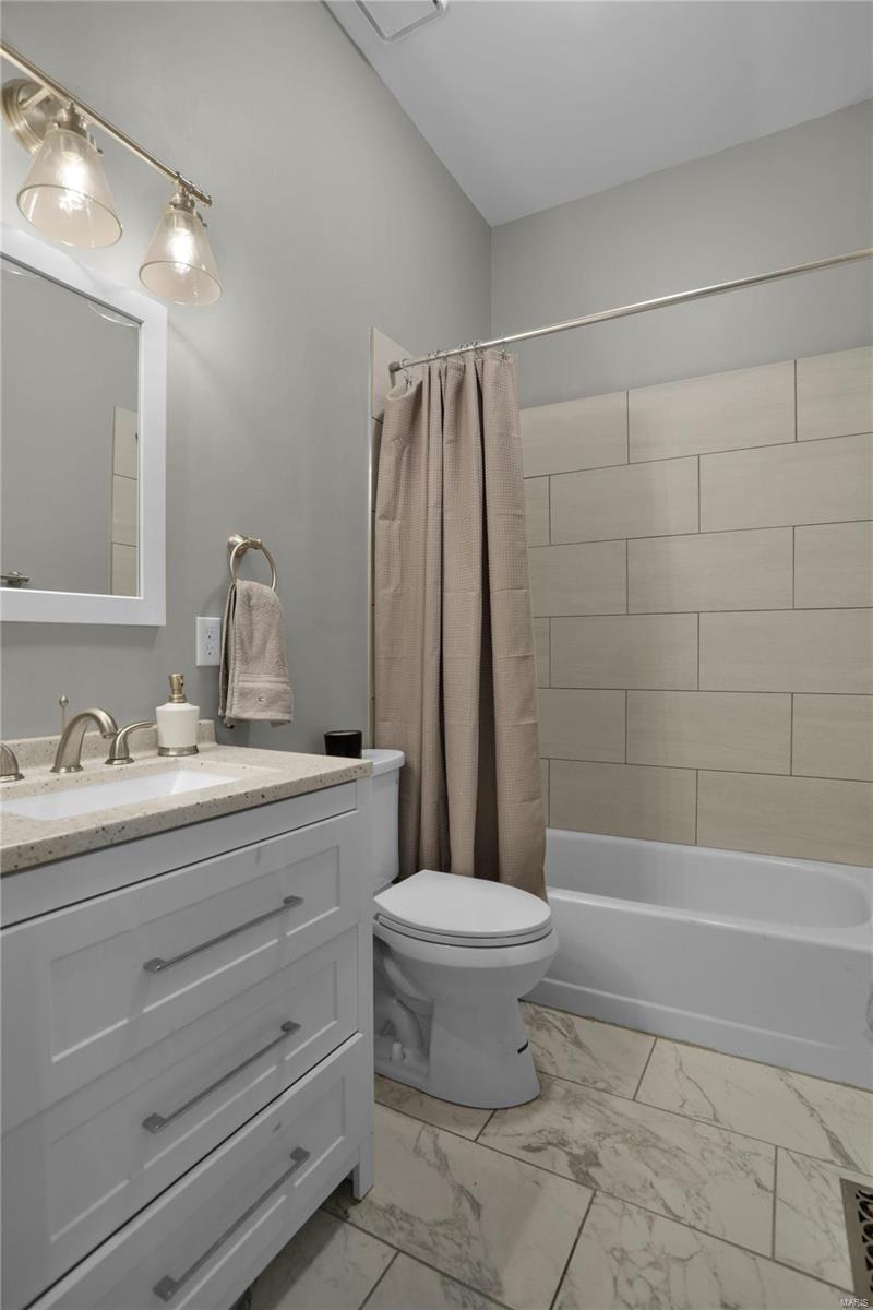 Lafayette Square - Residential
