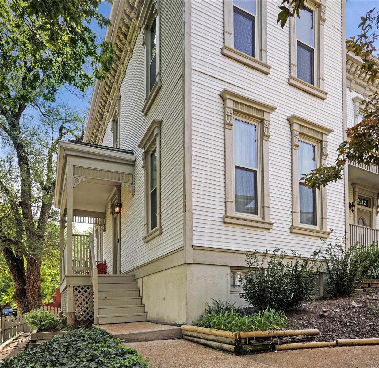 Lafayette Square - Residential